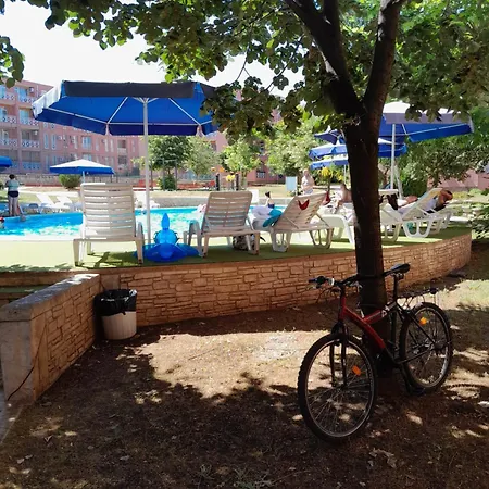 Apartment Sunny Day 6 партер Tunkovo